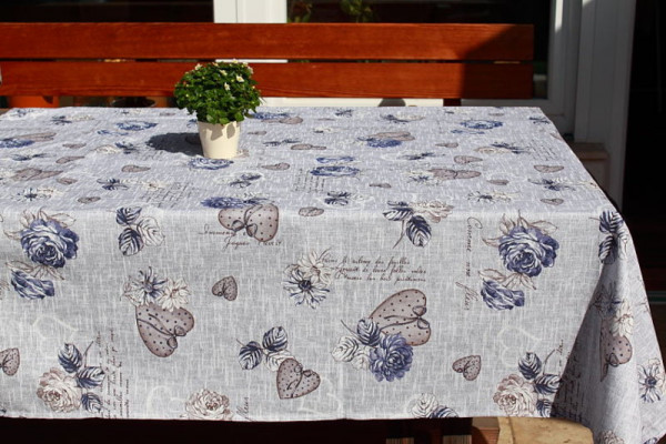 Tischdecken Serie moderner Landhausstil mit blauen Rosen