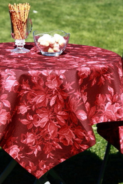 Gartentischdecke Tischwäsche Rosenmeer rot